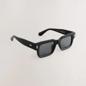 Rectangular Chunky Frame Sunglasses (Copy)