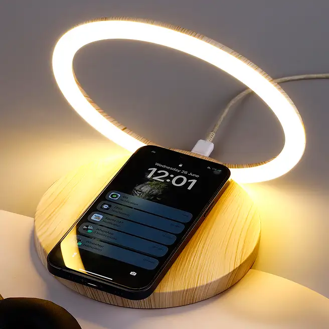 Foldable Wireless Quick Charger