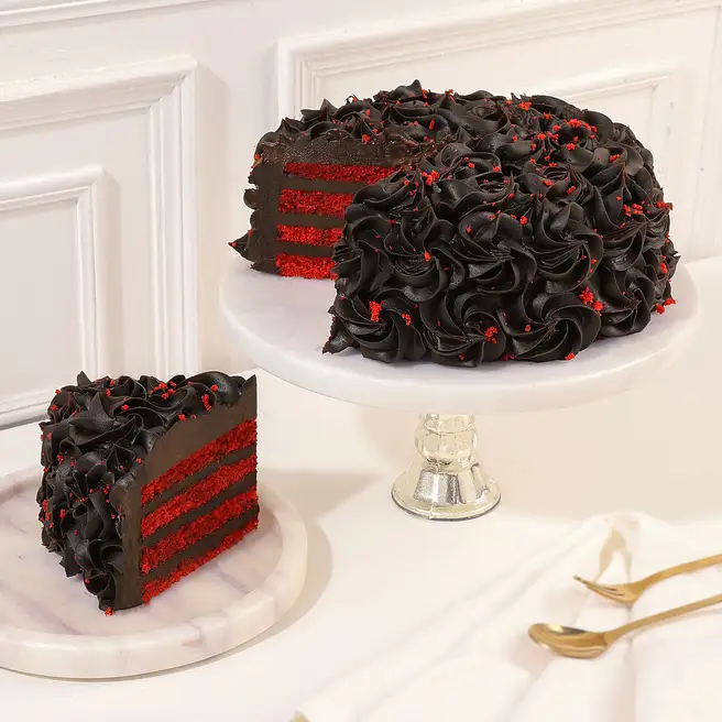 Truffle Coated Red Velvet Eggless Cake